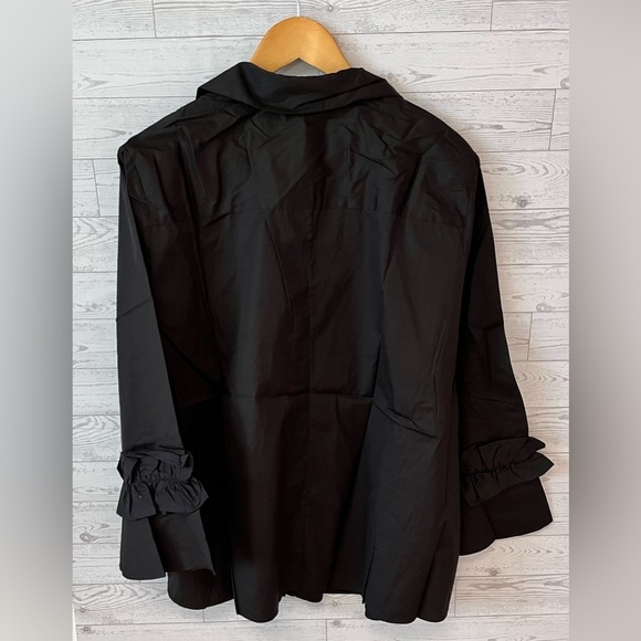 Harshman Women's Size 1X Selina Ruffle-Trim Button Front Cotton Shirt Black - Picture 9 of 11